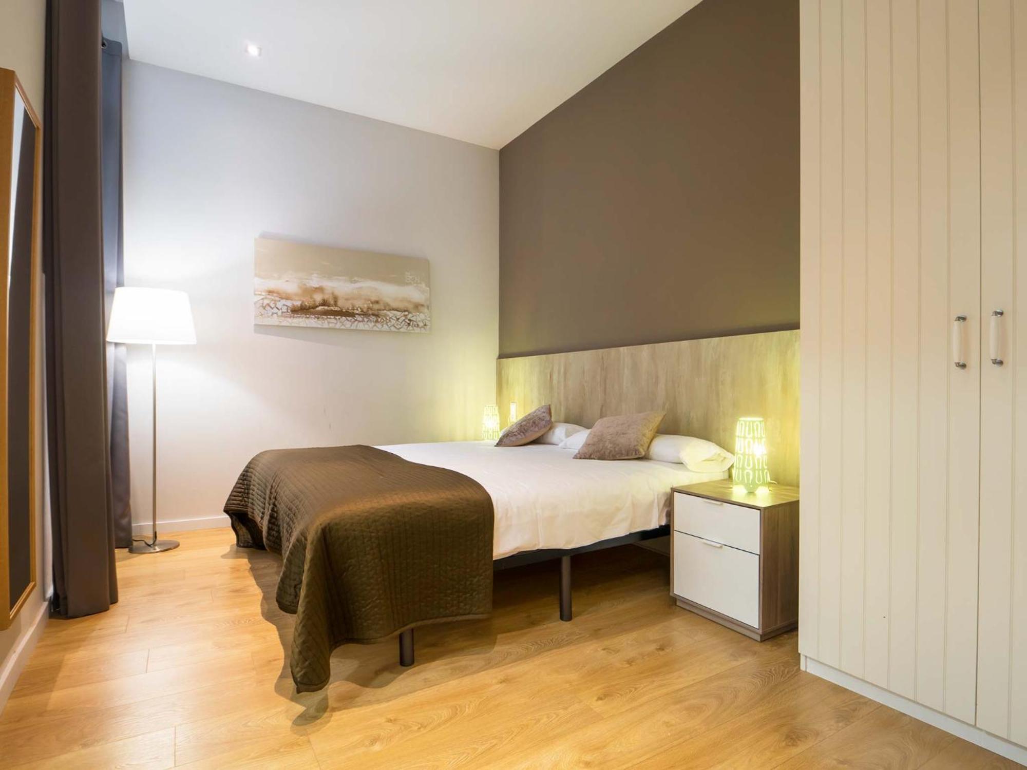Rent Top Apartments Rambla Catalunya Barcelona Rum bild