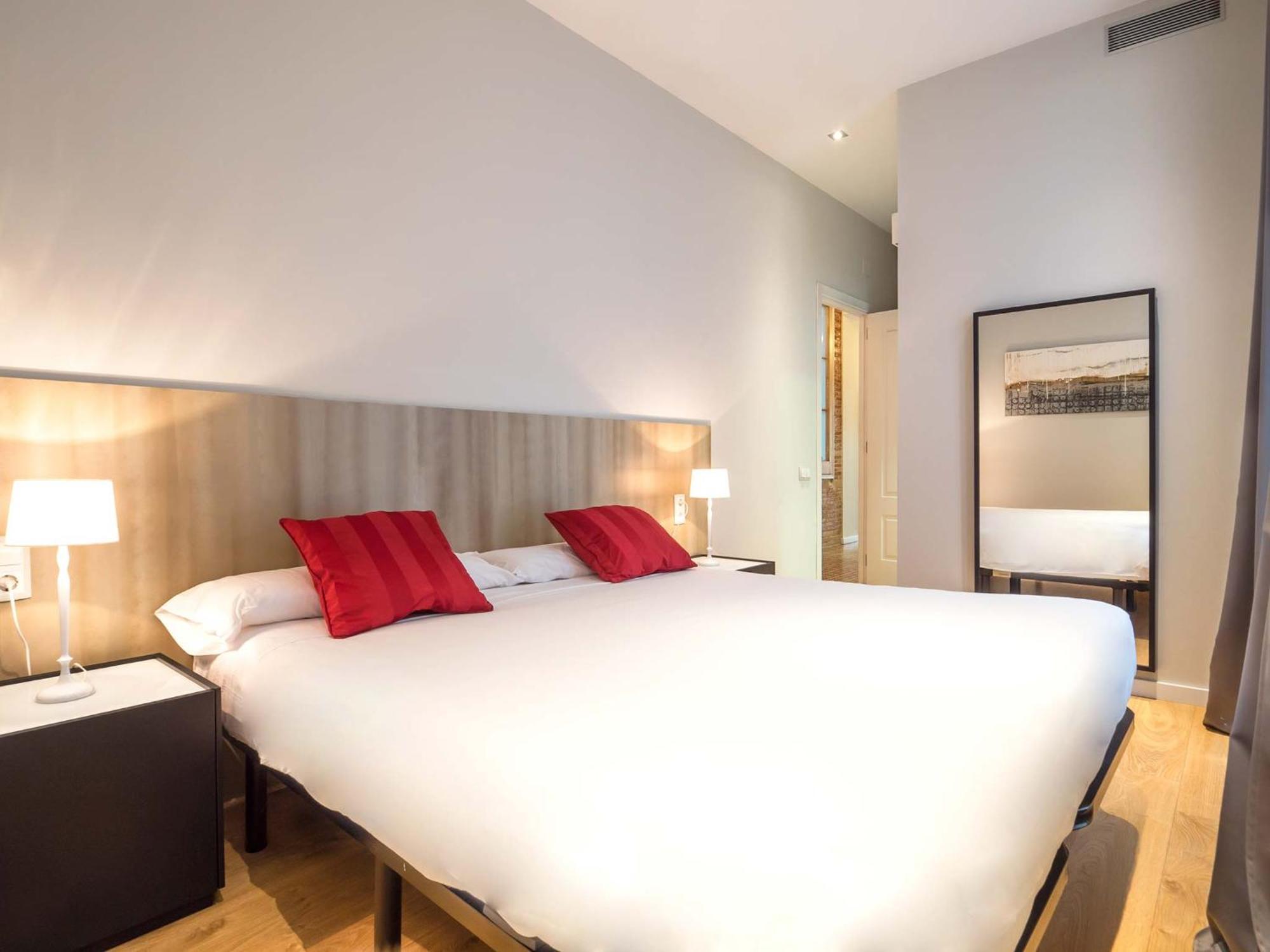 Rent Top Apartments Rambla Catalunya Barcelona Exteriör bild